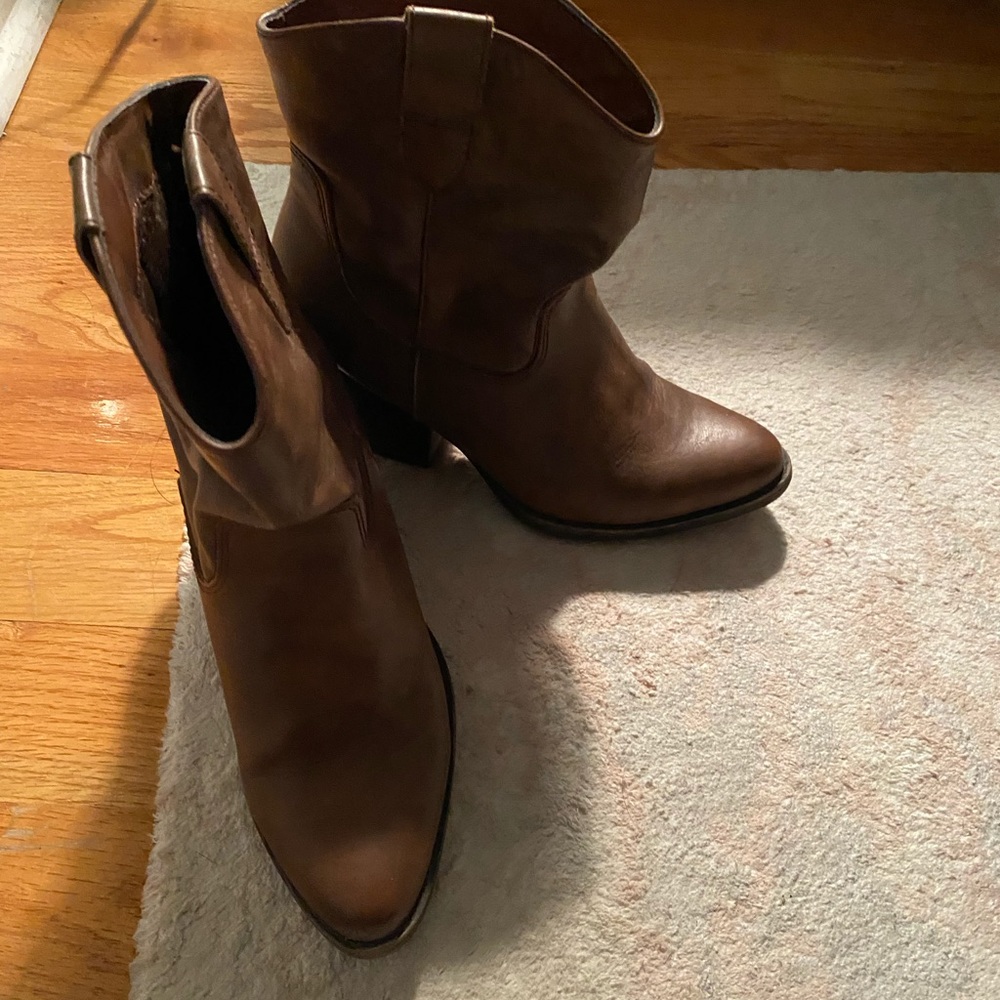 Size 9 Madden Girl Boots